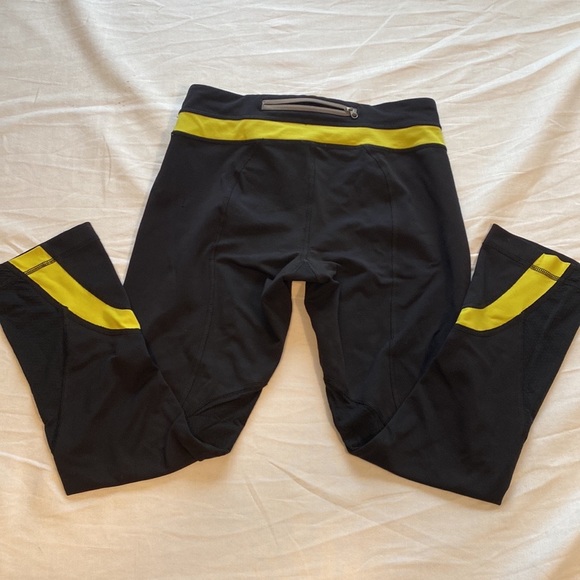 Lululemon Capri Leggings - Picture 2 of 7